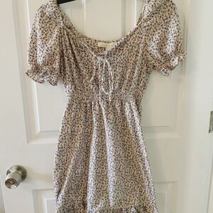 Monteau White Floral Puff Sleeve Mini Dress